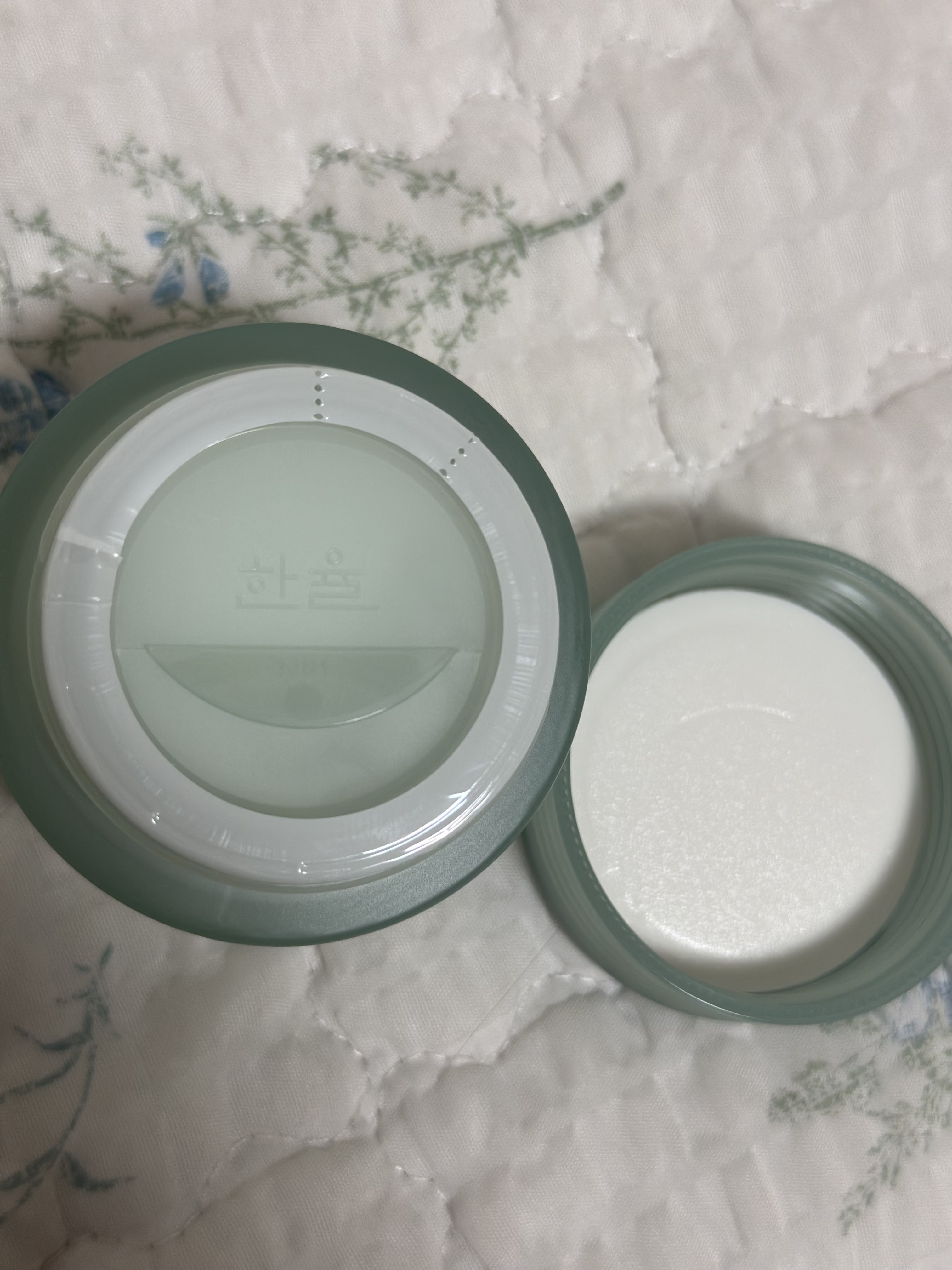 ピュアアルテミシア カーミングウォータークリーム/HANYUL(ハンユル)/フェイスクリームを使ったクチコミ（2枚目）