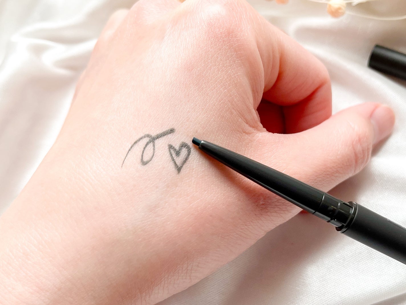 オサジ ニュアンス レゾナンス アイライナー/OSAJI/ペンシルアイライナーを使ったクチコミ(2枚目)