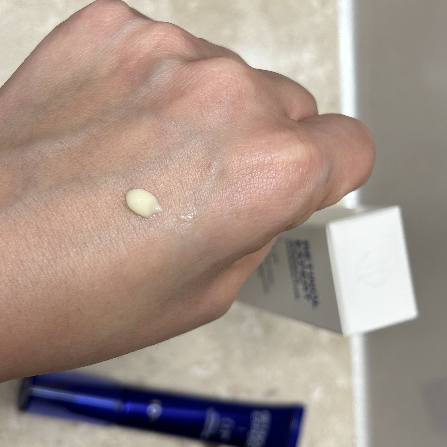 レチノール エキスパート0.1%/IOPE/美容液を使ったクチコミ（3枚目）