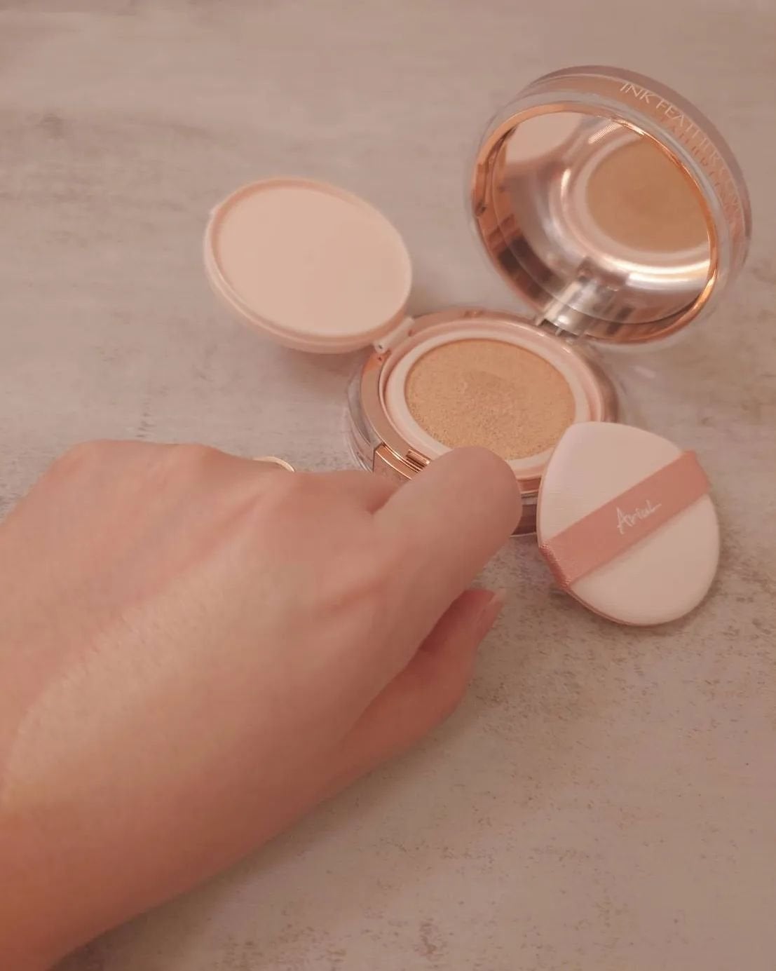 小石川恋【フォロバします】 on LIPS 「キラキラ綺麗なパクトはアリウルの高密着クッションファンデーショ..」(5枚目)