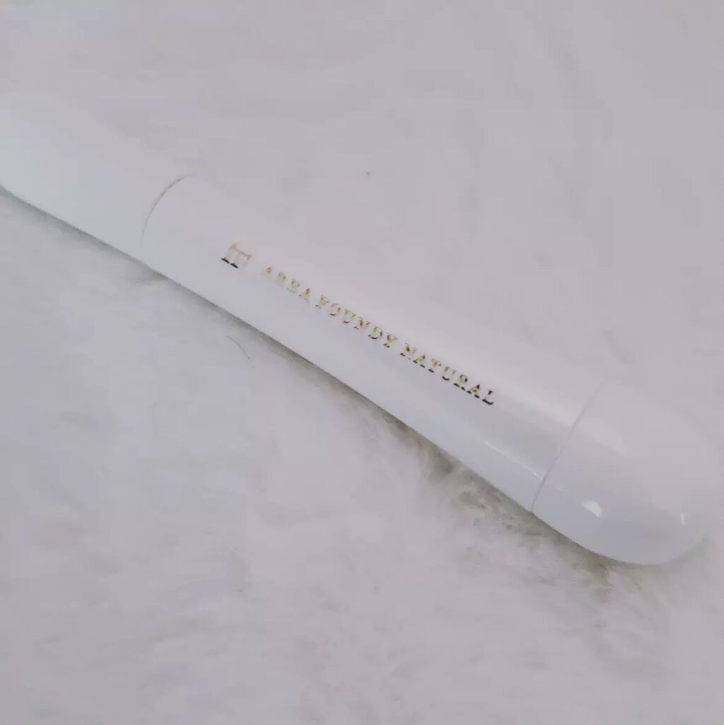 エリアファンディ/UZU BY FLOWFUSHI/リキッドコンシーラーを使ったクチコミ(3枚目)