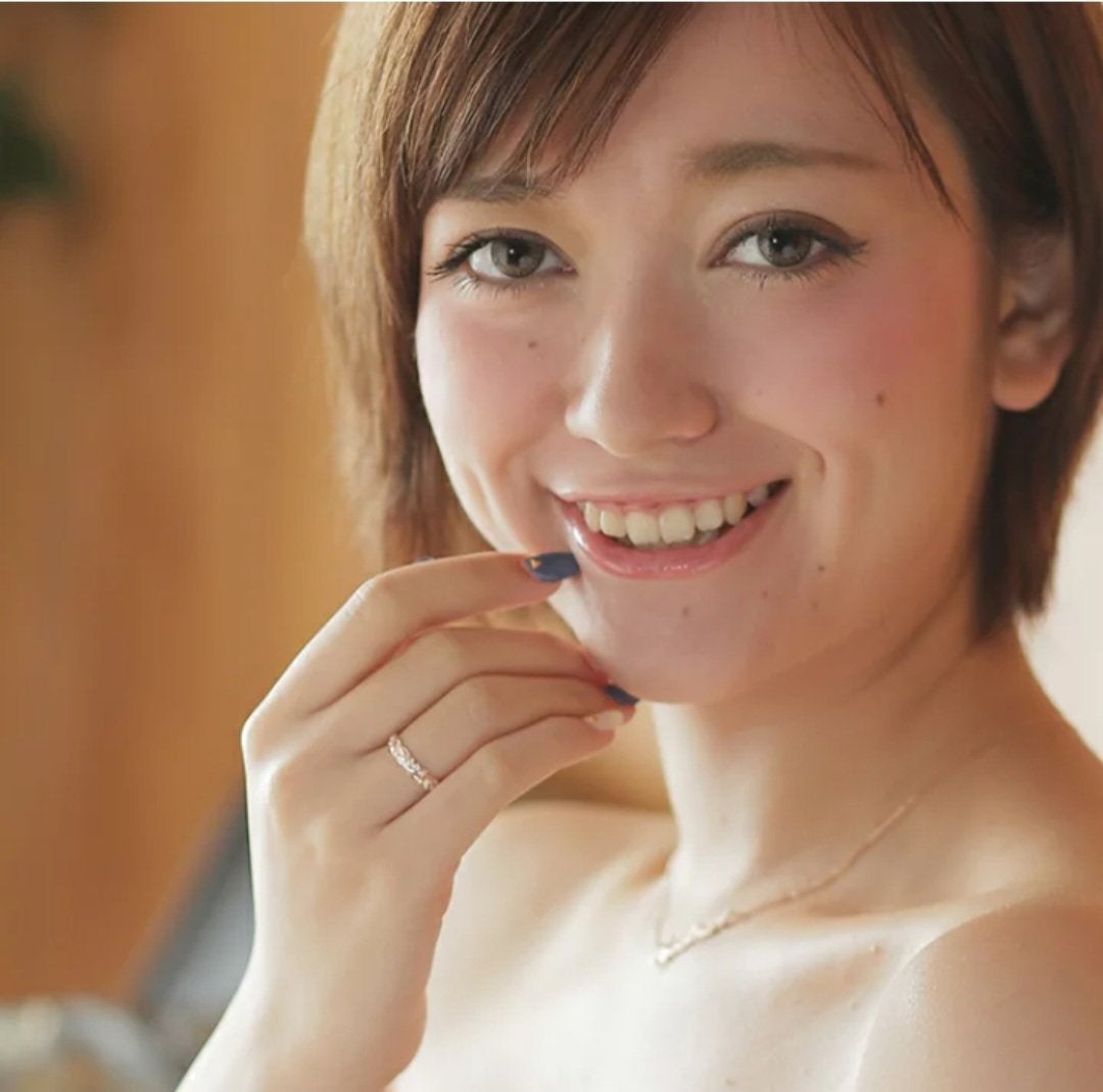 華 on LIPS 「L.M.Aハワイアンジュエリー 直輸入プルメリア スクロールリ..」(3枚目)