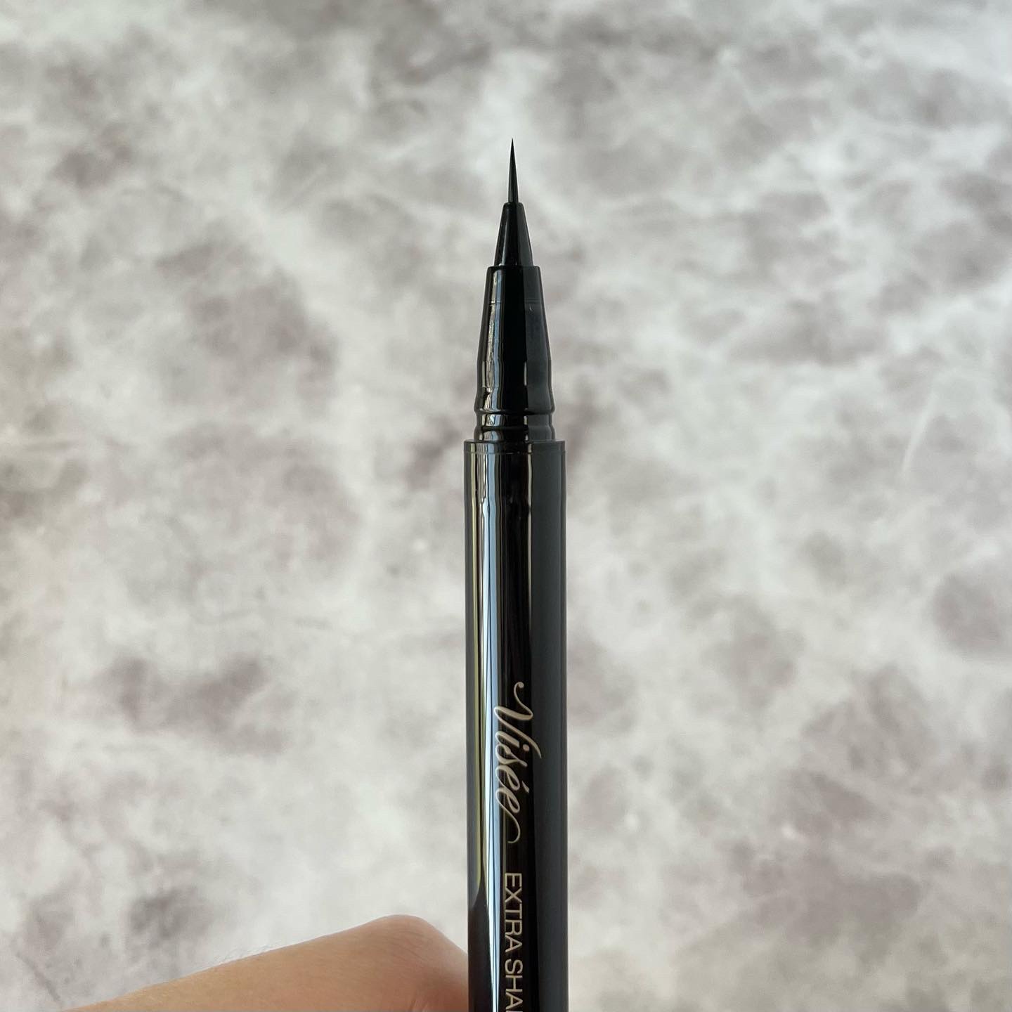 エクストラシャープ リキッドライナー BK001 ブラック/Visée/リキッドアイライナーを使ったクチコミ（3枚目）