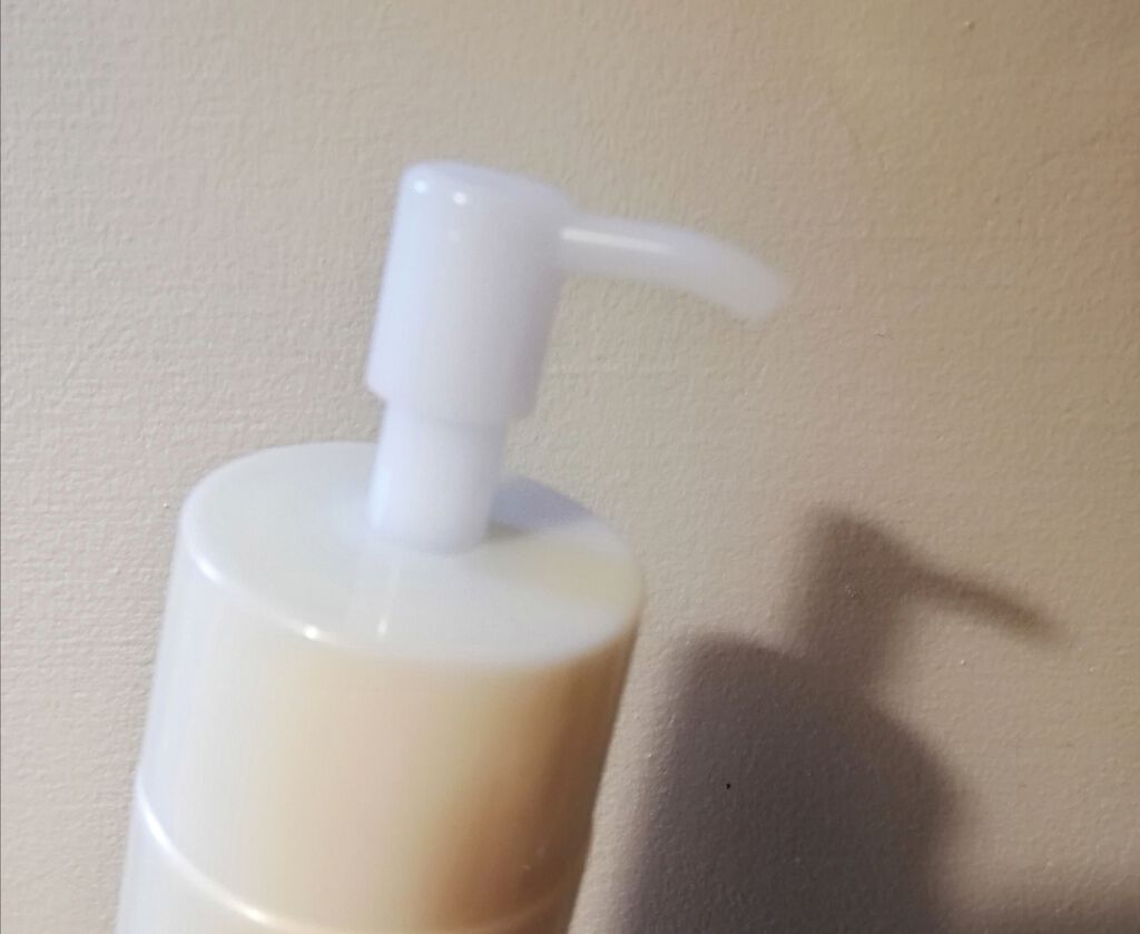 トリートメント クレンジング ミルク/COVERMARK/ミルククレンジングを使ったクチコミ（2枚目）