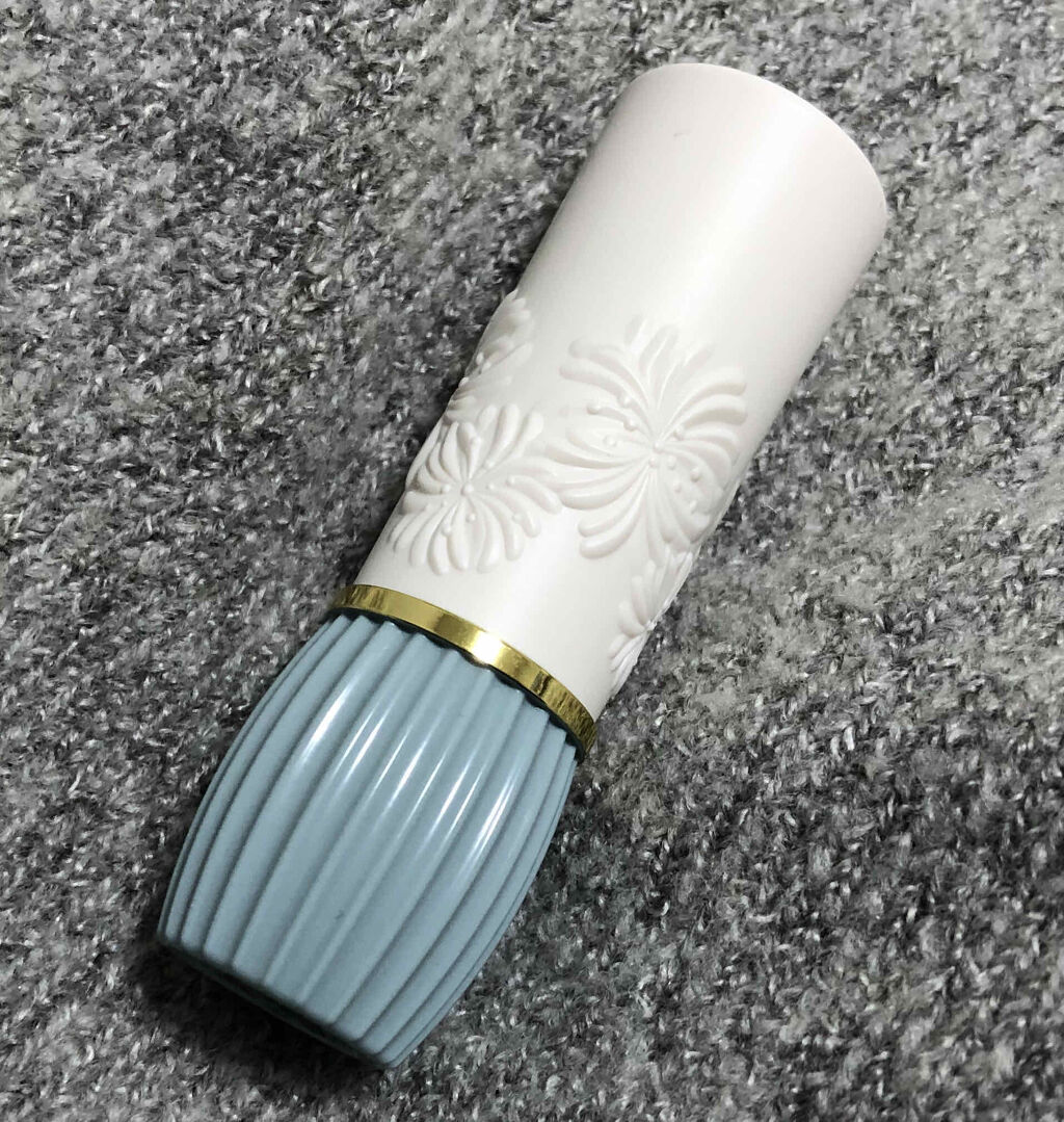 リップスティック トリートメント/PAUL & JOE BEAUTE/リップケアを使ったクチコミ（2枚目）