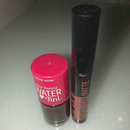 ベルベティ ステイ マット/リンメル ロンドン/口紅を使ったクチコミ(1枚目)