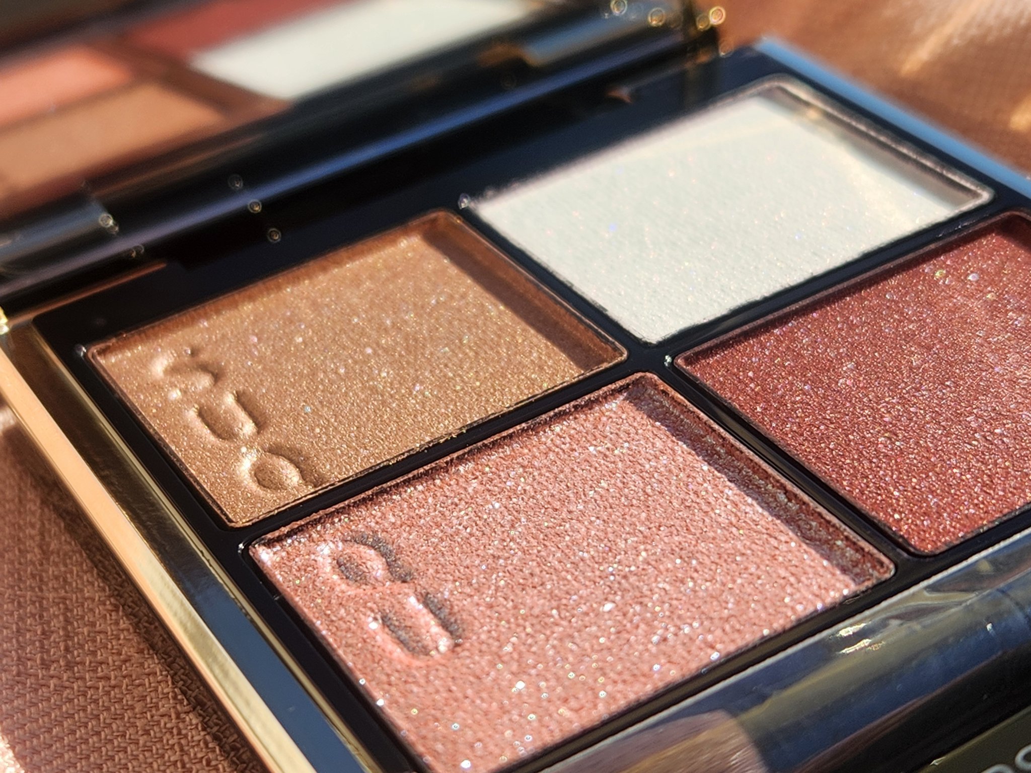 シグニチャー カラー アイズ/SUQQU/アイシャドウパレットを使ったクチコミ（1枚目）