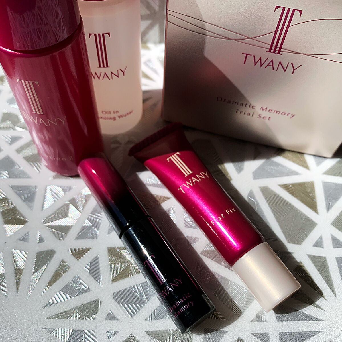 ドラマティックメモリー トライアルセット/TWANY/トライアルキットを使ったクチコミ（2枚目）