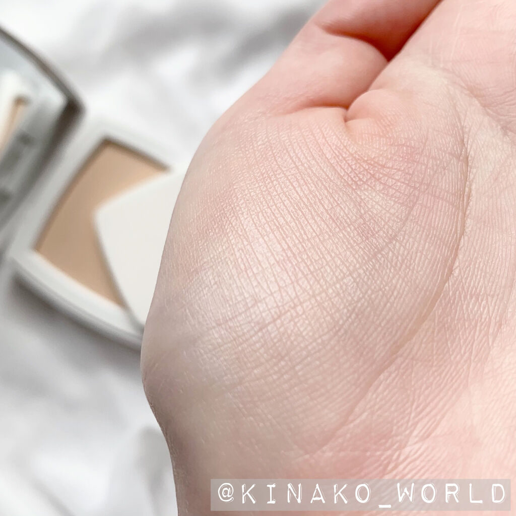 ル ブラン コンパクト ラディアンス｜CHANELの人気色を比較