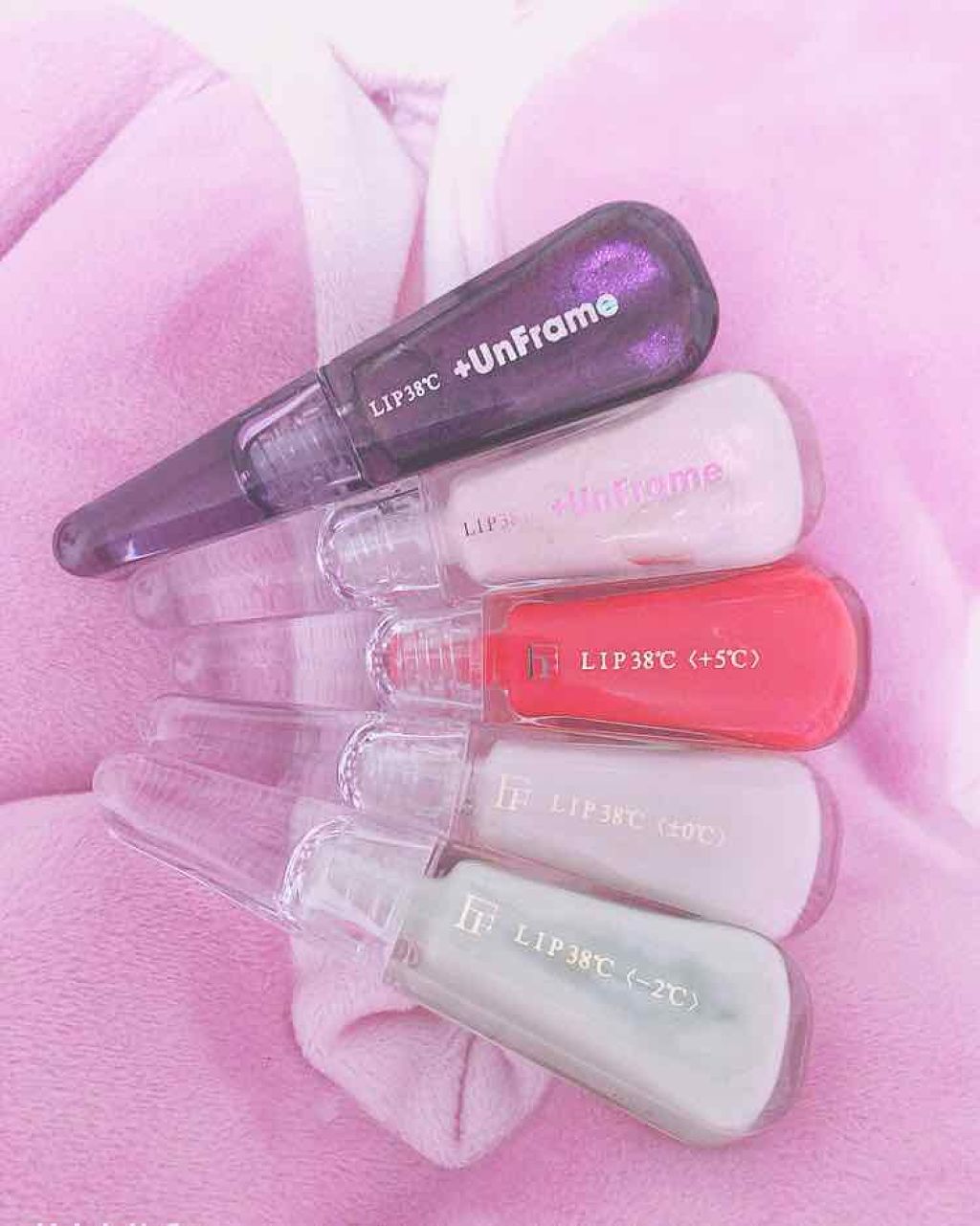 LIP38℃ +UnFrame<ホログラフィック>/flowfushi/リップグロスを使ったクチコミ（1枚目）