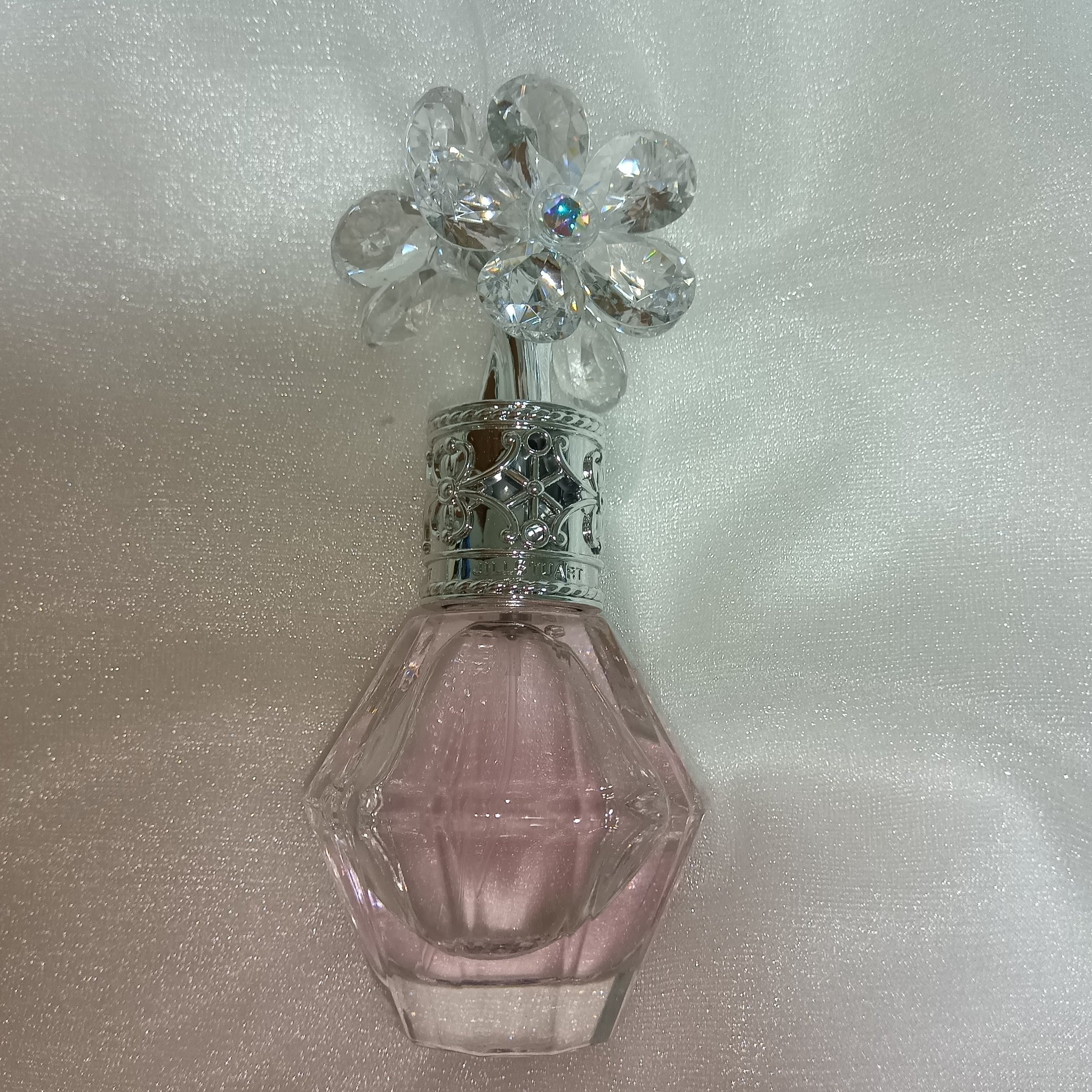 ジルスチュアート クリスタルブルーム オードパルファン 30ml/JILL STUART/香水(レディース)を使ったクチコミ（1枚目）