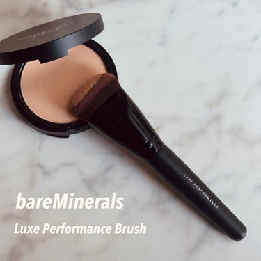 リュクス パフォーマンス ブラシ/bareMinerals/メイクブラシを使ったクチコミ（1枚目）