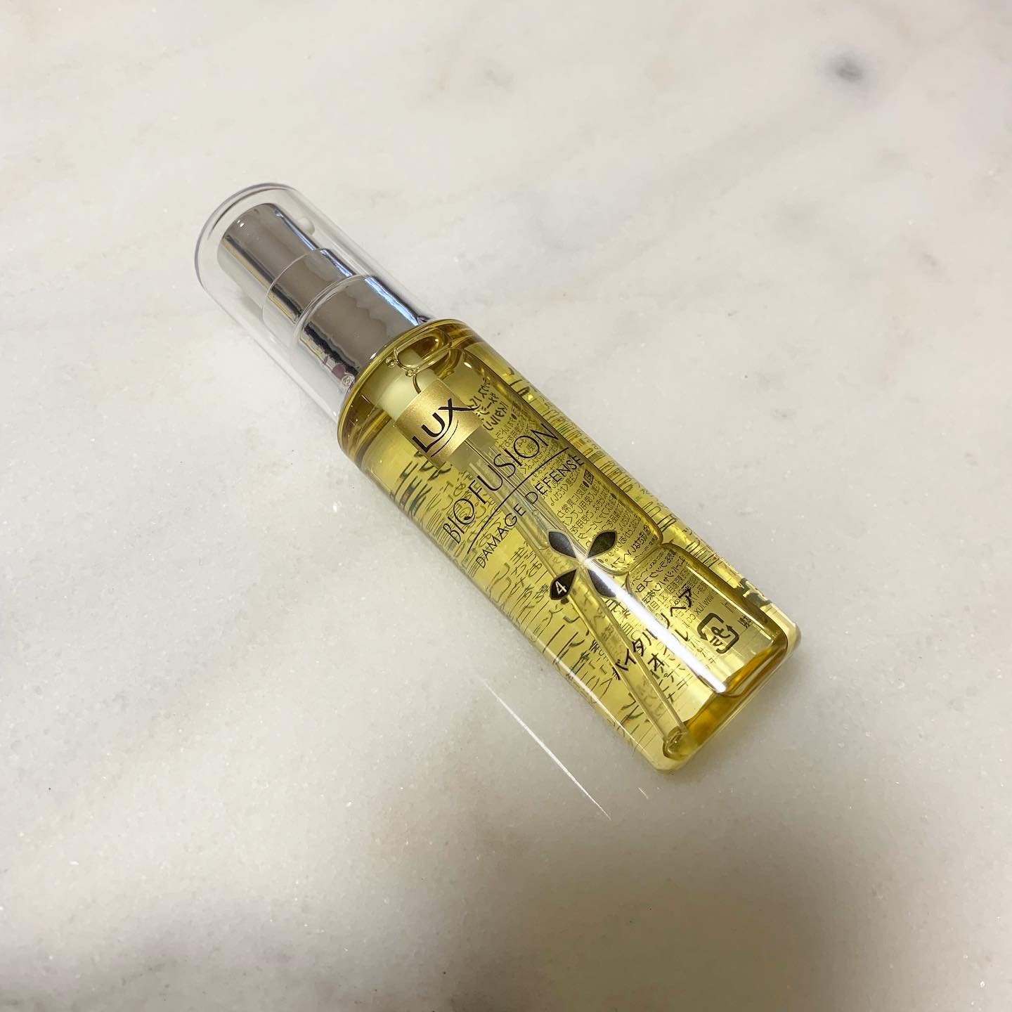 LUX バイオフュージョン バイタルリペア オイルのクチコミ「＼LUX バイオフュージョンダメージディフェンスバイタルリペアオイル／　　
　　
ラックス最高.....」（1枚目）