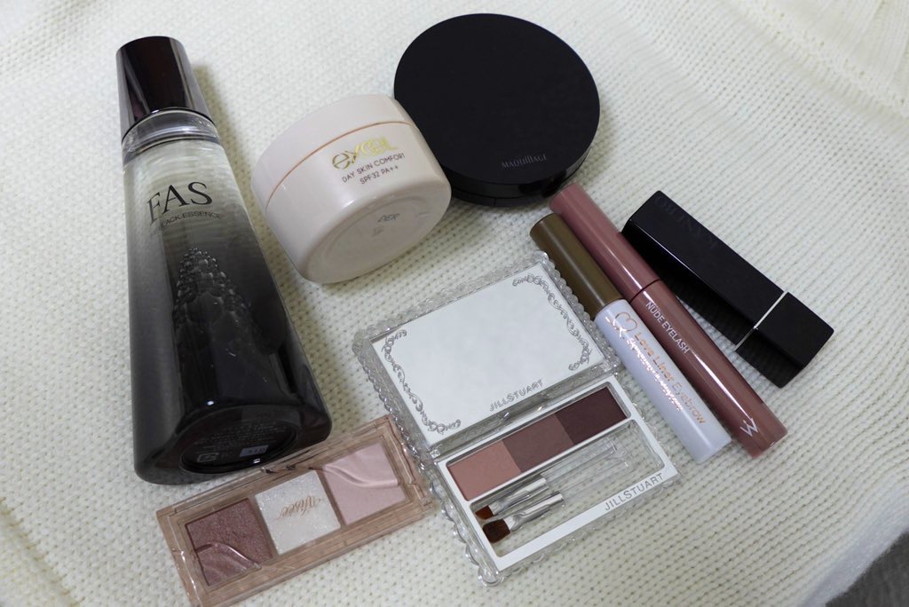 ドラマティックエッセンスクッション グロウ/マキアージュ/クッションファンデーションを使ったクチコミ（1枚目）