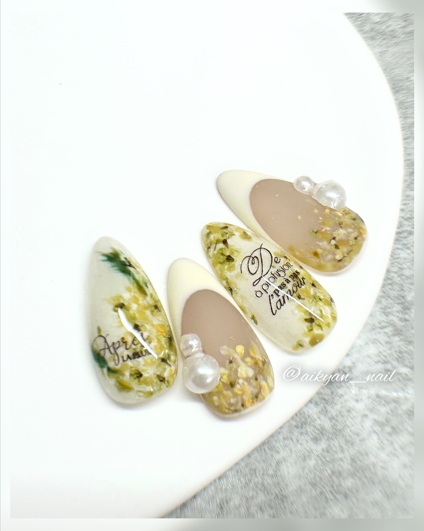 エスミントジェル/S♡Mint/ジェルネイルを使ったクチコミ（2枚目）