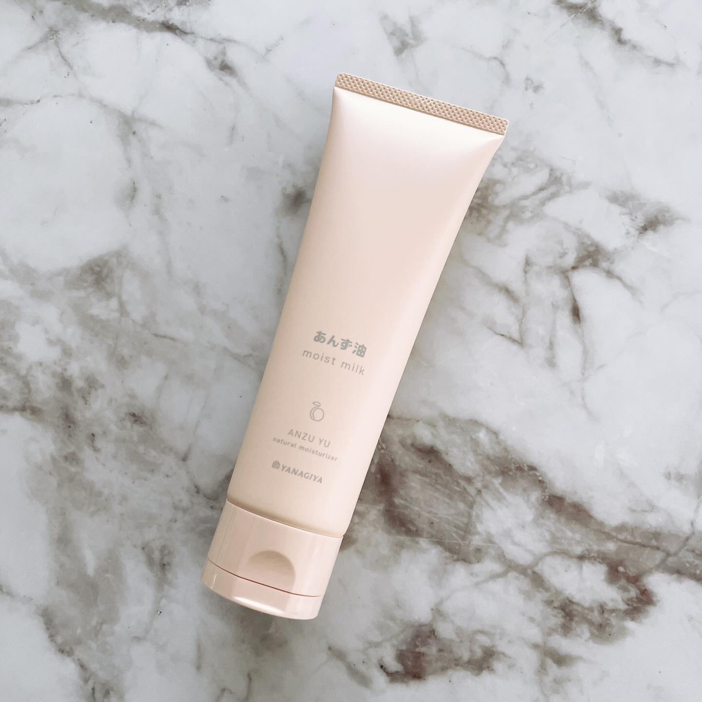 柳屋 あんず油 髪と手肌のしっとりミルク/柳屋あんず油/ヘアミルクを使ったクチコミ（1枚目）