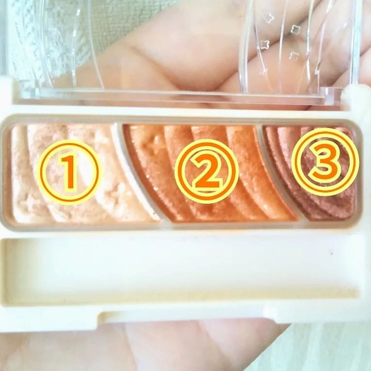 トーンアップアイシャドウ/CEZANNE/アイシャドウパレットを使ったクチコミ(4枚目)