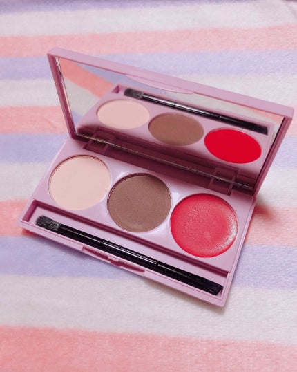 コンパクトマルチフルメイクパレット/CharMe/マルチパレットを使ったクチコミ(2枚目)