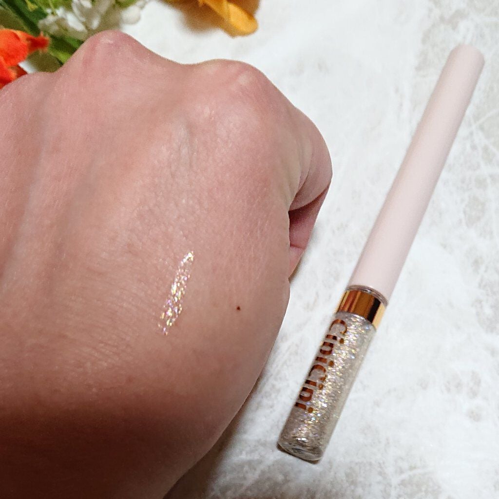 グリッターイルミネーションライナー/CipiCipi/リキッドアイライナーを使ったクチコミ(5枚目)