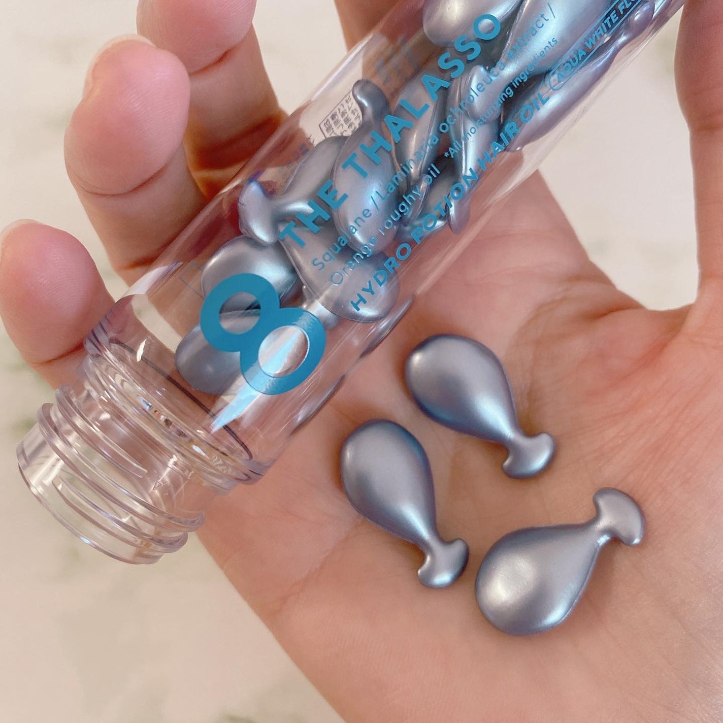 ハイドロポーション 美容液ヘアオイル(アクアホワイトフローラルの香り)/エイトザタラソ/ヘアオイルを使ったクチコミ(3枚目)