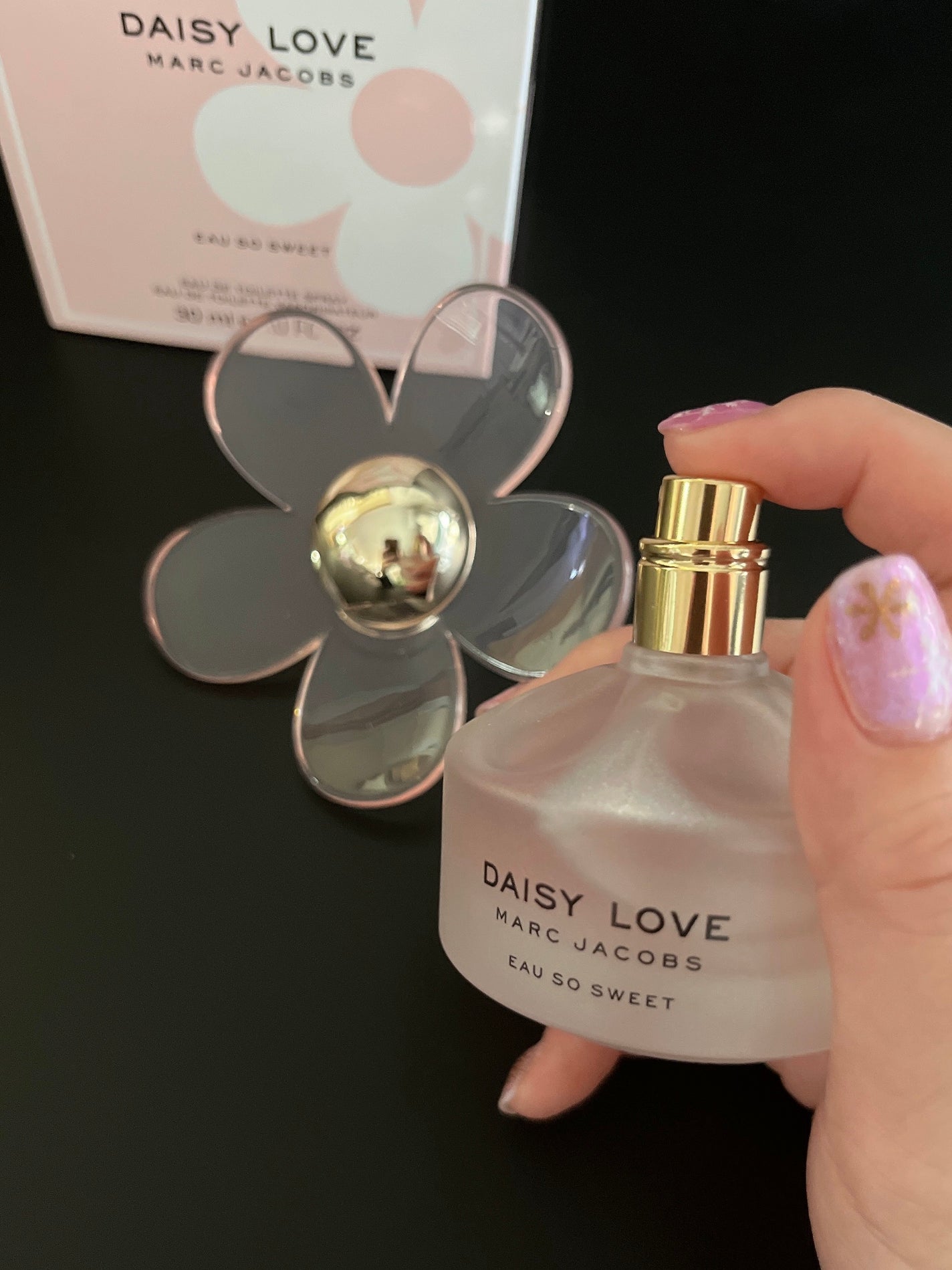 デイジー ラブ オー ソー スウィート 30ml /MARC JACOBS/香水(レディース)を使ったクチコミ(3枚目)