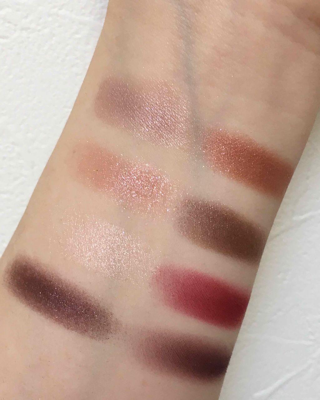 アディクション コンパクトアディクション パーティタッチ #002 ルビー ビ… コンパクトアディクション “パーティタッチ” 002 Ruby Bijoux