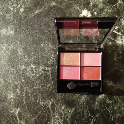 レブロン カラーステイ デイ トゥ ナイト アイシャドウ クアッド/REVLON/アイシャドウパレットを使ったクチコミ(2枚目)