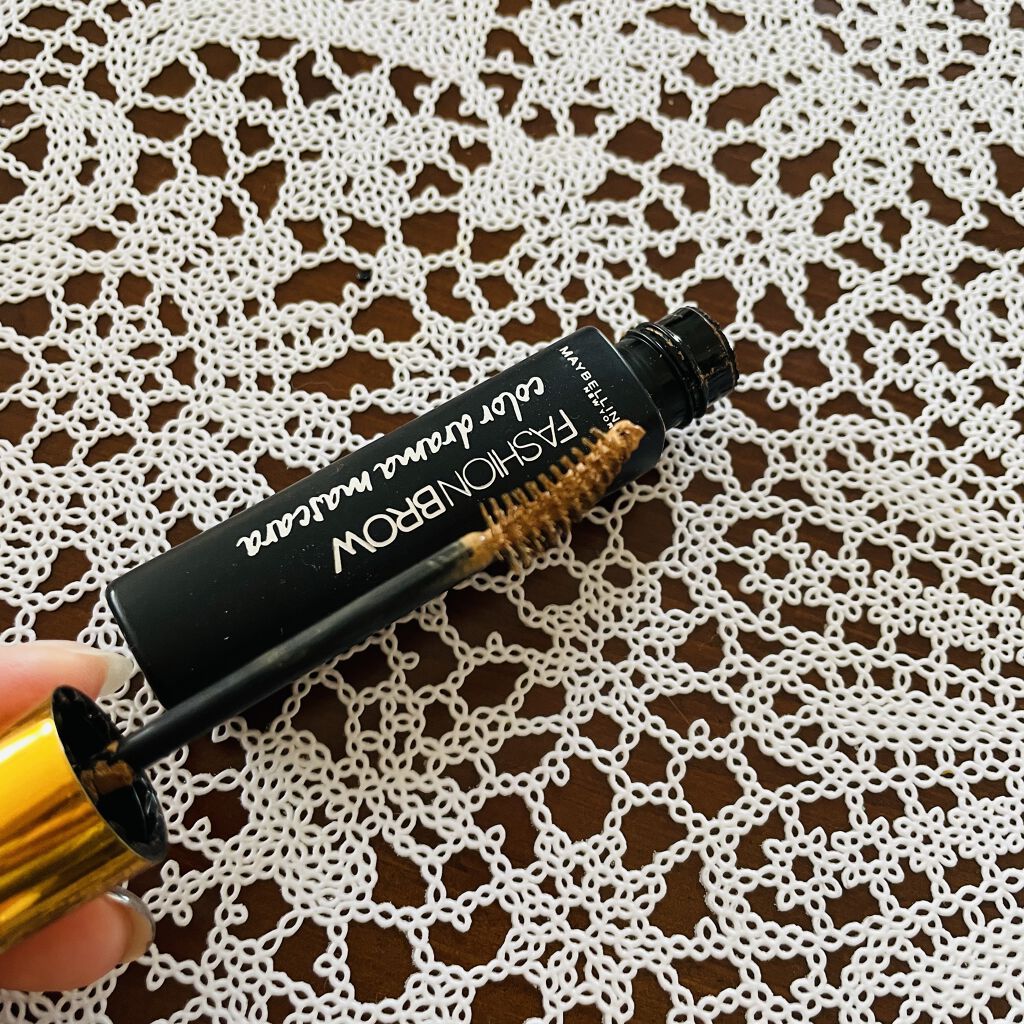 ファッションブロウ カラードラマ マスカラ ゴールドブラウン/MAYBELLINE NEW YORK/眉マスカラを使ったクチコミ（3枚目）