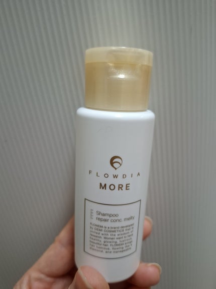 フローディアモア シャンプー リペアコンクメルティー/FLOWDIA/サロンシャンプーを使ったクチコミ(1枚目)
