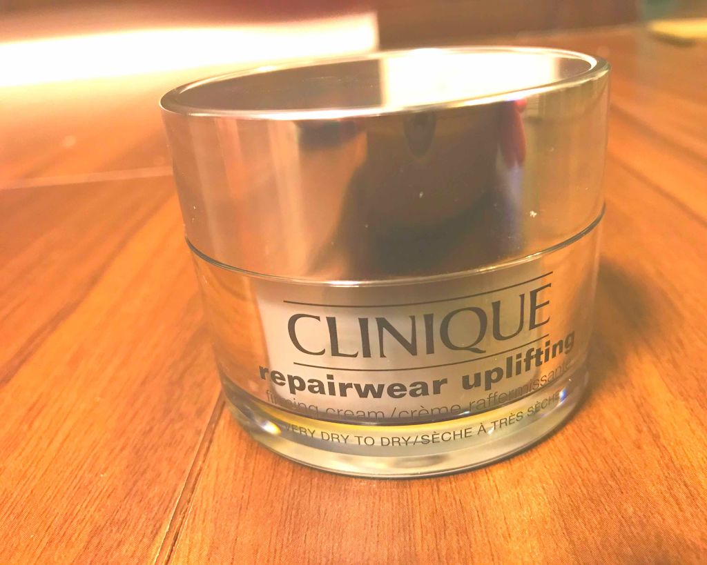 リペアウェア レーザー フォーカス デイ クリーム15/CLINIQUE/フェイスクリームを使ったクチコミ（3枚目）