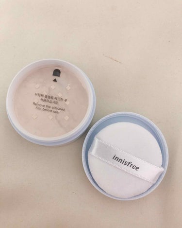 ノーセバム モイスチャーパウダー/innisfree/プレストパウダーを使ったクチコミ（3枚目）