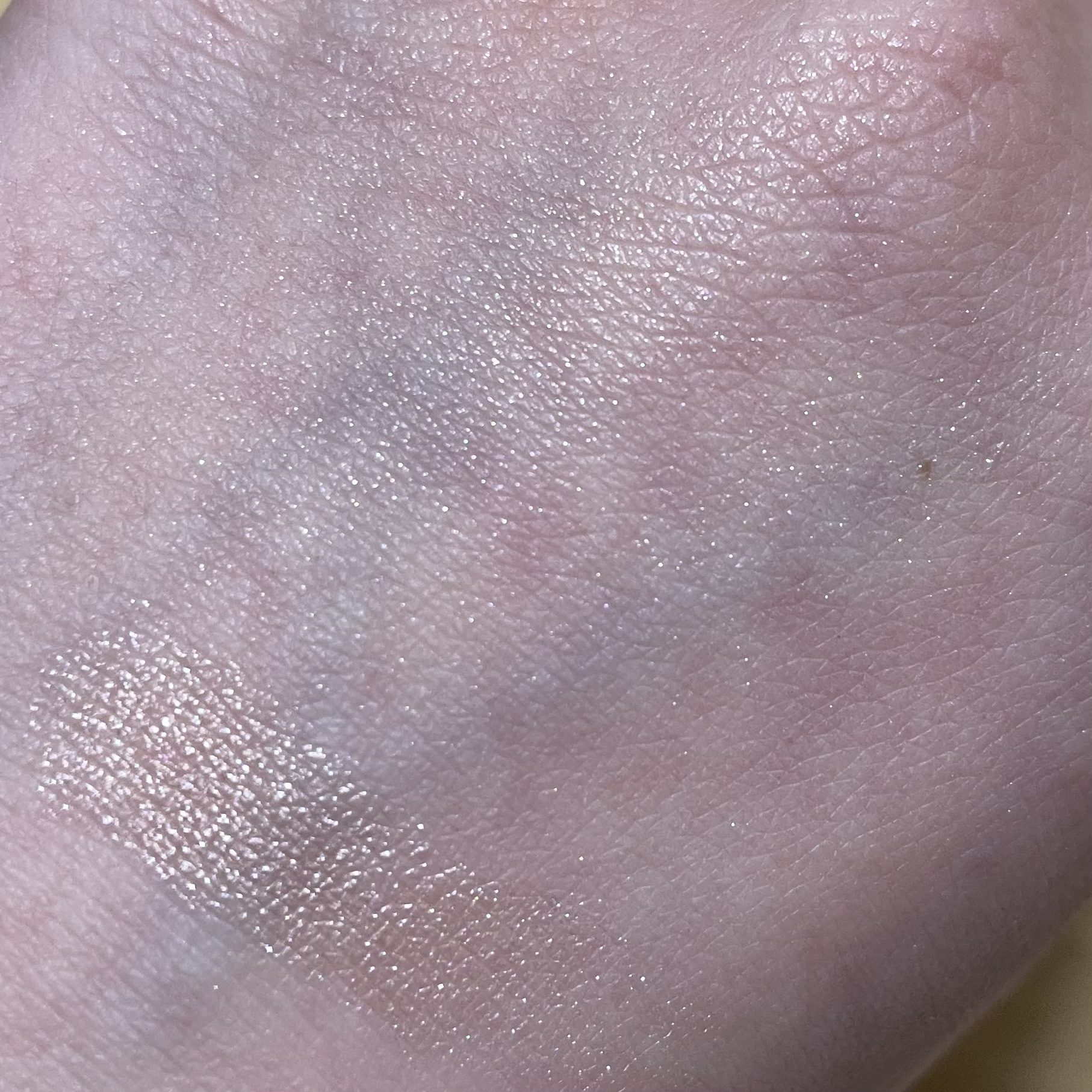 プードゥル ルミエール/CHANEL/パウダーハイライトを使ったクチコミ（2枚目）