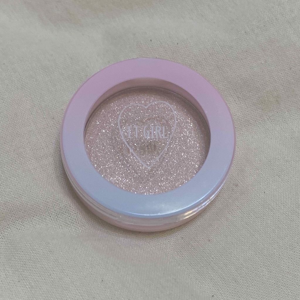 ダイソー×IT GIRL アイシャドウ/DAISO/単色アイシャドウを使ったクチコミ（1枚目）