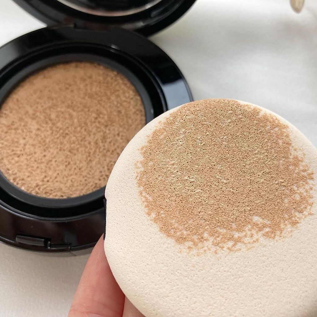 インテンシブ スキン セラム クッション ファンデーション/BOBBI BROWN/クッションファンデーションを使ったクチコミ(5枚目)