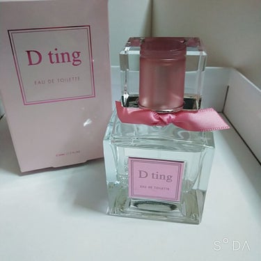 ダレノガレ明美さんプロデュースの香水。
春は桜の香りの香水を使いたくて探してて見つけました👀
値段は3,000円ちょっとでした
ウッ…ってなるほど強くなくて、でもしっかり香りがするのでオススメです！！
