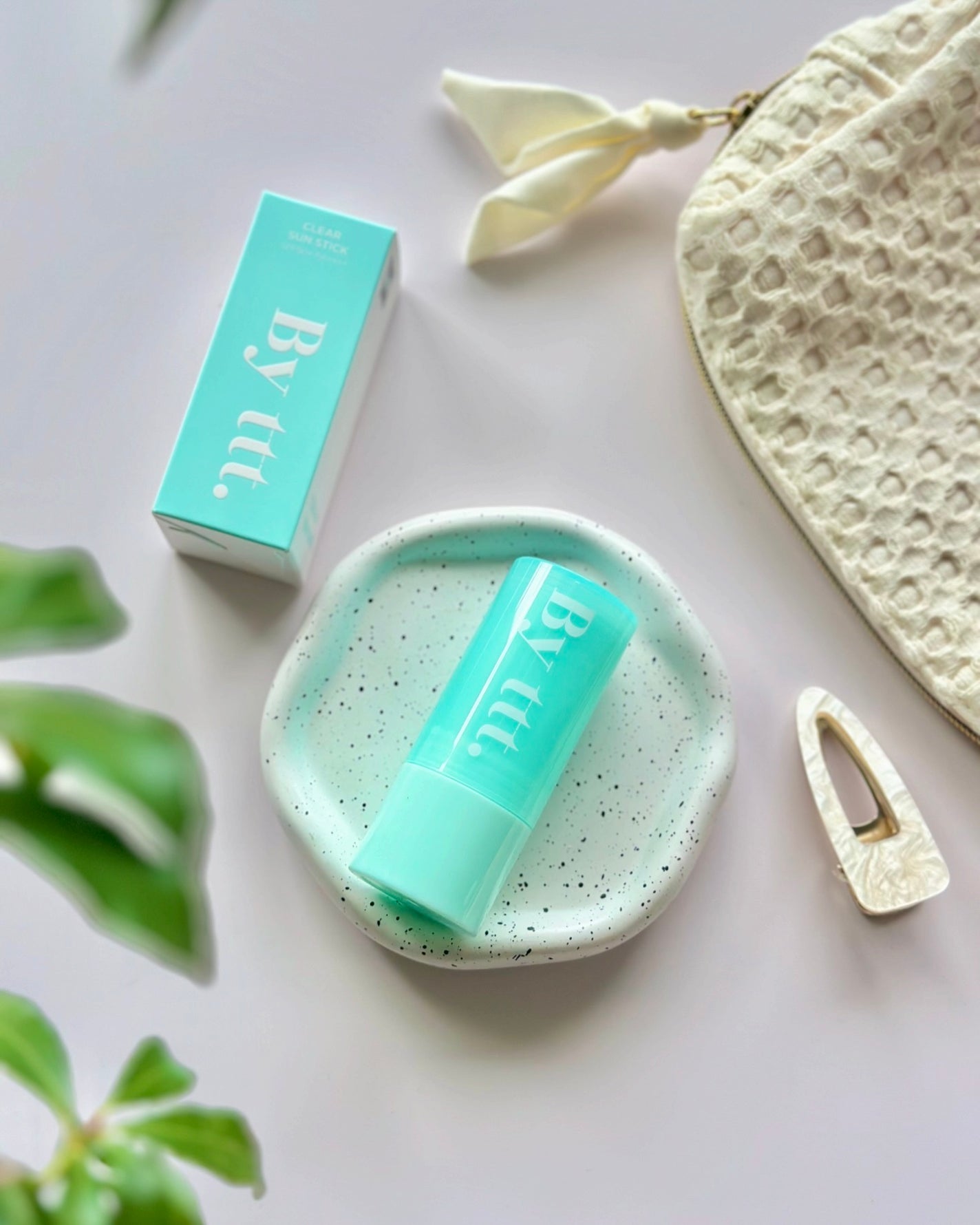 クリアサンスティック/By ttt./日焼け止めスティックを使ったクチコミ(2枚目)