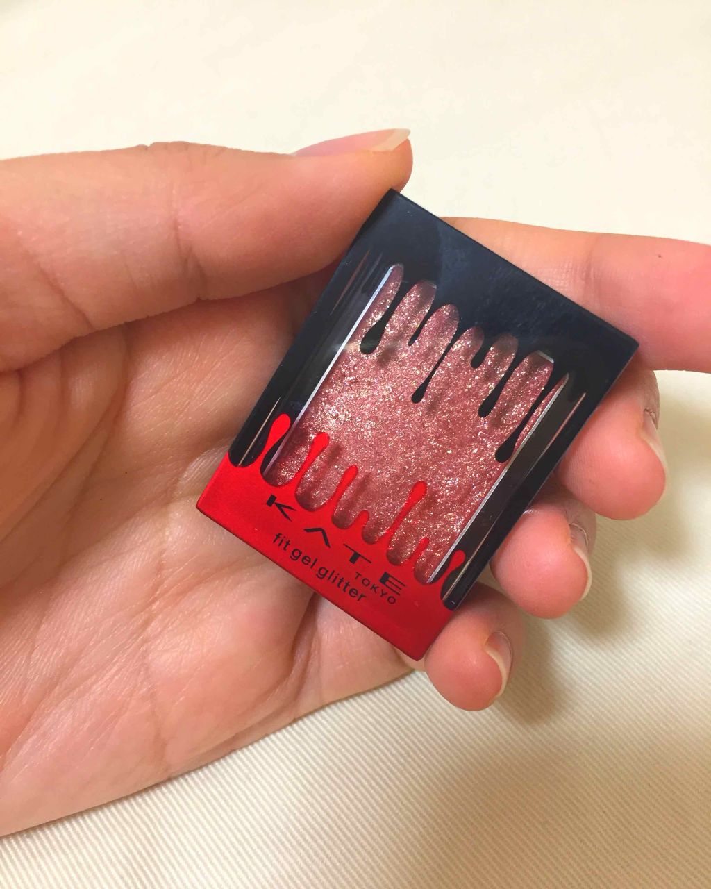 フィットジェルグリッター/KATE/ジェル・クリームアイシャドウを使ったクチコミ(1枚目)