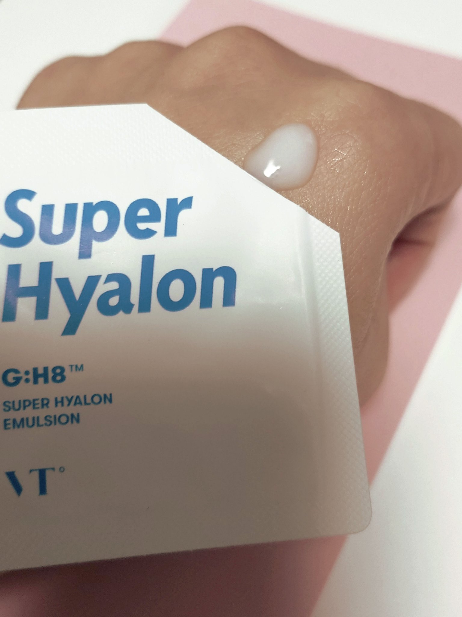 スーパーヒアルロン エマルジョン/VT/乳液を使ったクチコミ（3枚目）