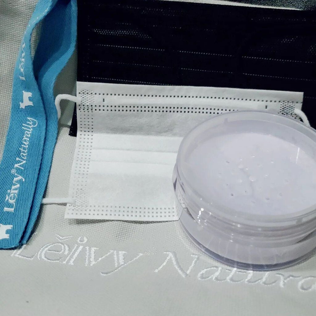 フレグランス ボディ&フェイスパウダー ラベンダー/Leivy/ルースパウダーを使ったクチコミ(4枚目)