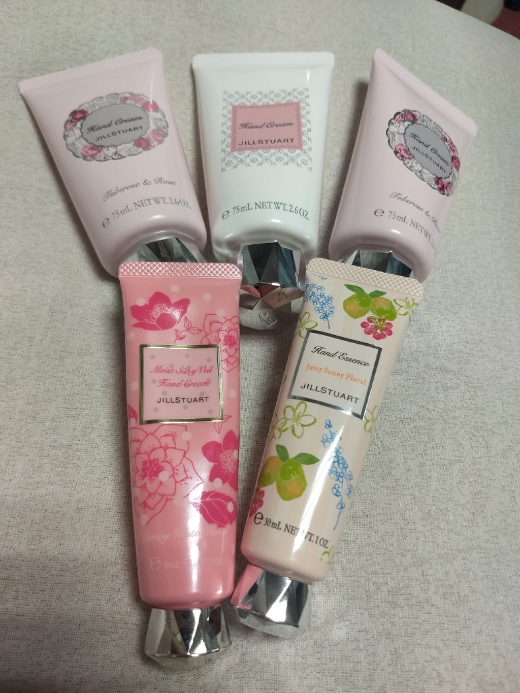 ジルスチュアート リラックス ハンドクリーム/JILL STUART/ハンドクリームを使ったクチコミ（2枚目）