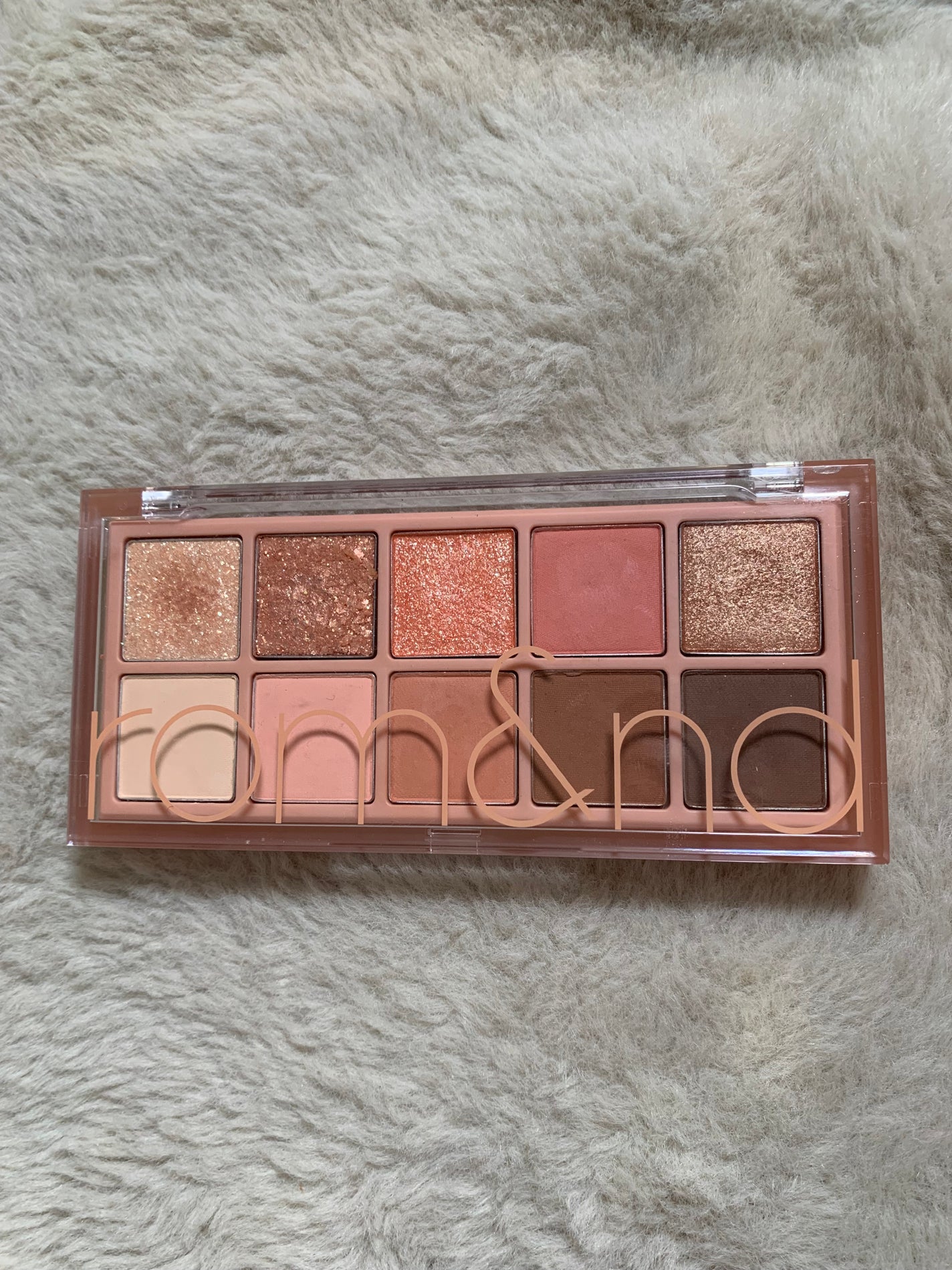 るみあ on LIPS 「rom&ndベターザンパレット01パンパスガーデンコーラルカラ..」(1枚目)