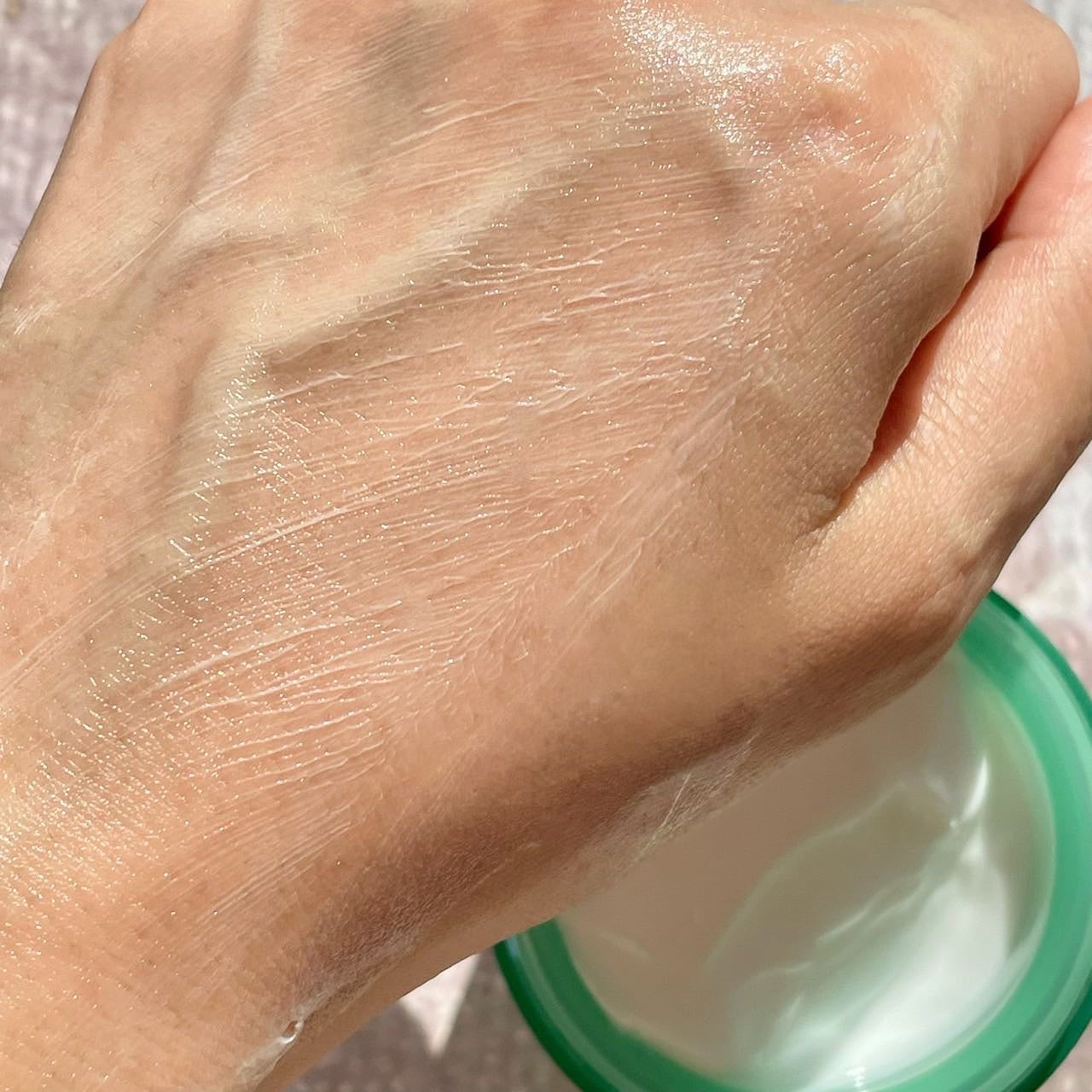 シカスリーピングマスク/LANEIGE/フェイスクリームを使ったクチコミ(7枚目)