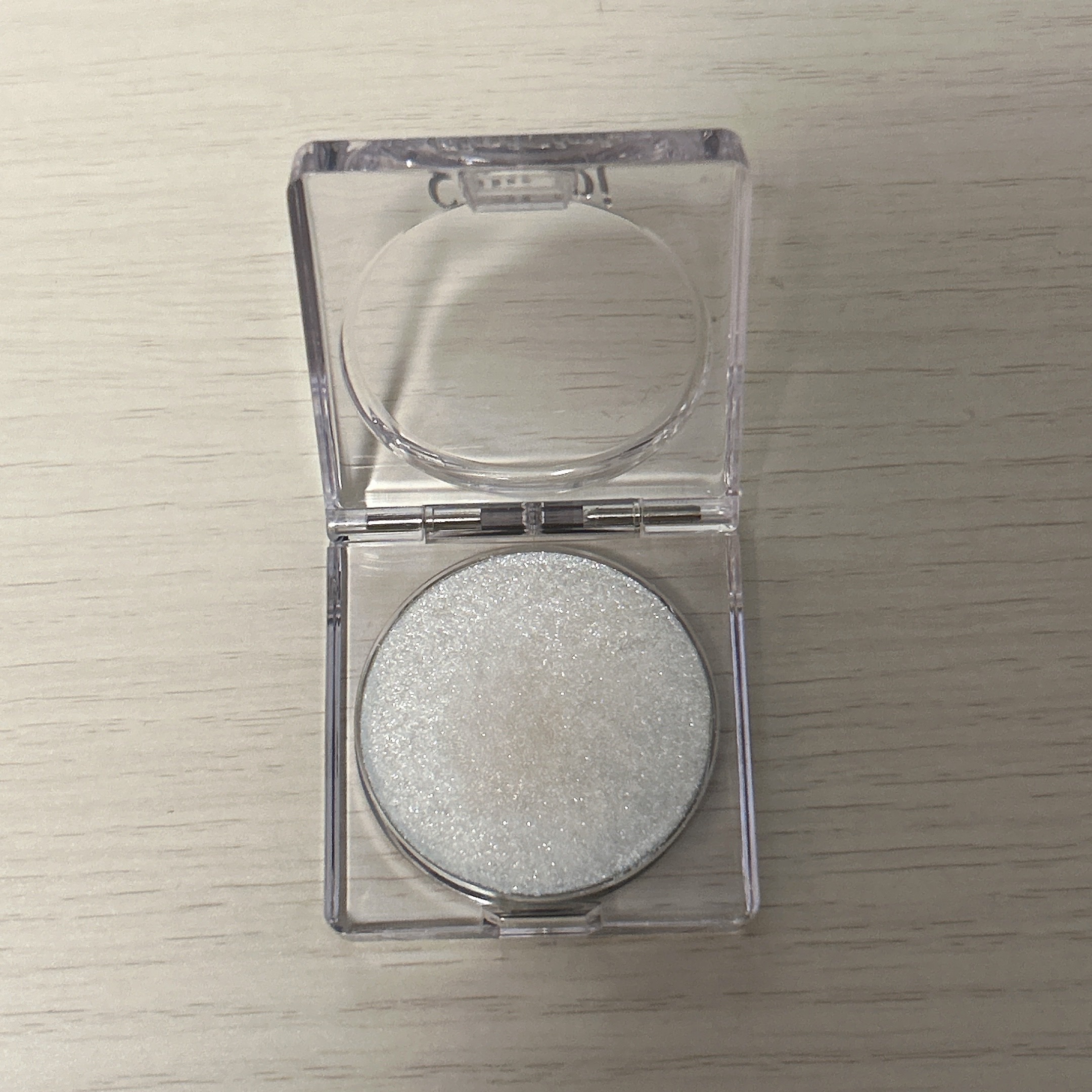 シピシピ ブリンブリンハイライター　 01 アイスダイヤモンド/CipiCipi/パウダーハイライトを使ったクチコミ（2枚目）