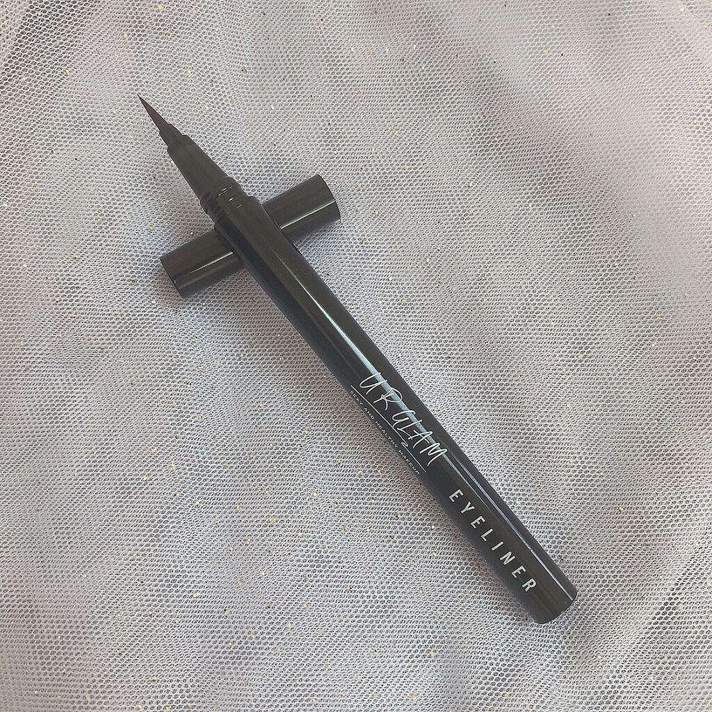 ブラッシュリキッドアイライナー/U R GLAM/リキッドアイライナーを使ったクチコミ(4枚目)