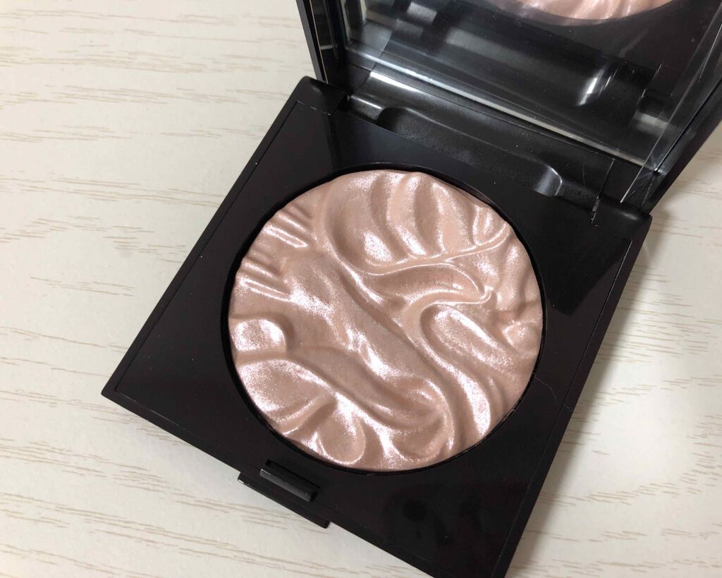 フェイスイルミネーター/ローラ メルシエ/パウダーハイライトを使ったクチコミ(2枚目)