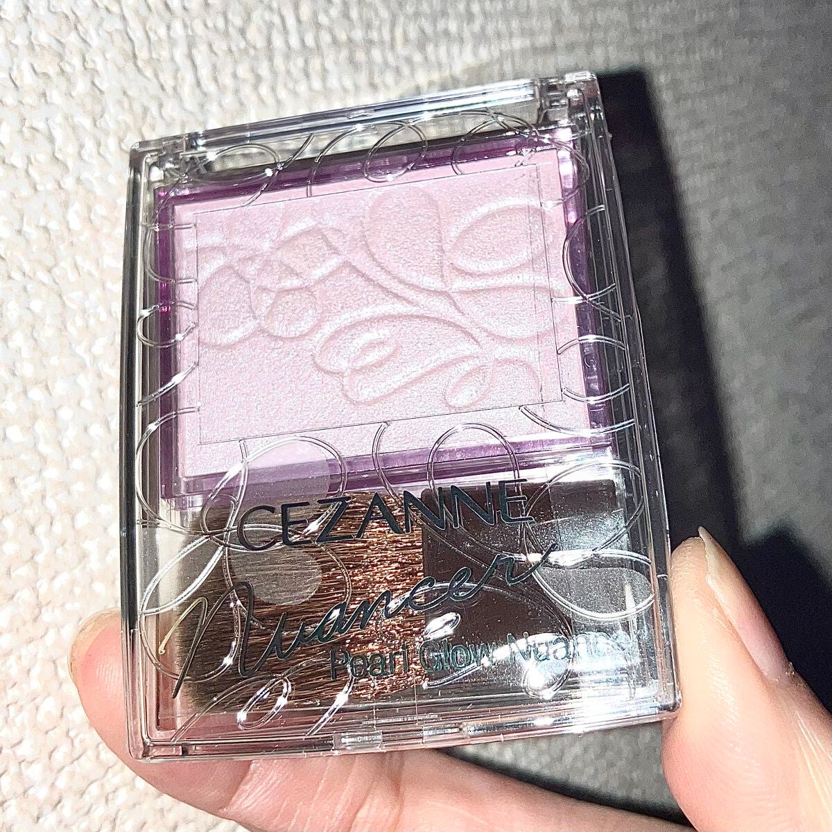 パールグロウニュアンサー/CEZANNE/パウダーハイライトを使ったクチコミ(1枚目)