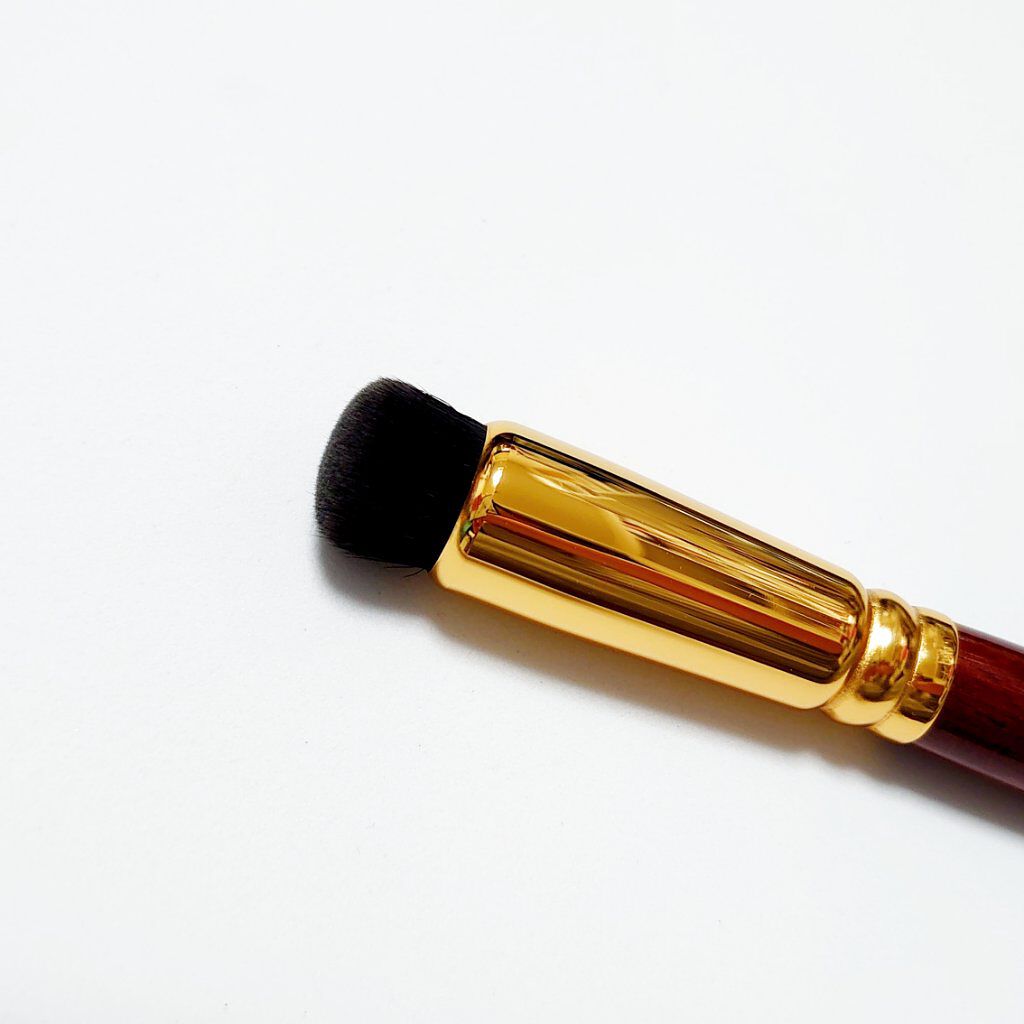 ウエダ美粧堂 タッピングコンシーラーブラシ ダブルコンシーラーブラシ 試してみた】タッピングコンシーラーブラシ ウエダ美粧堂の