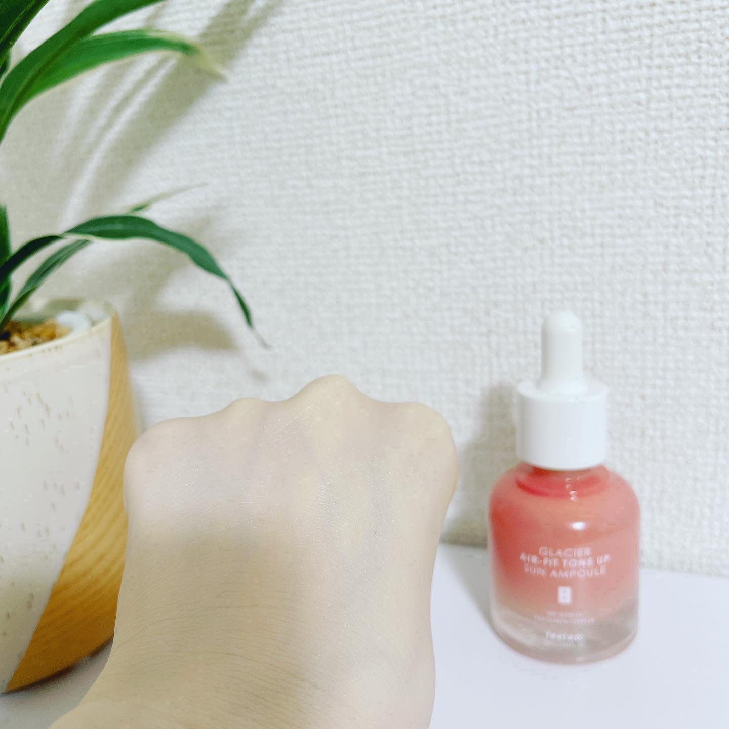 ピルソ グラシアエアフィットトーンアップサンアンプル SPF50 PA+++/feelxo/化粧下地を使ったクチコミ（2枚目）