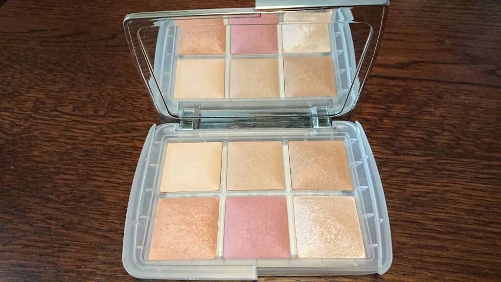 HOURGLASS／AMBIENT LIGHTING EDIT - GHOST UNLOCKED/HOURGLASS/プレストパウダーを使ったクチコミ（1枚目）