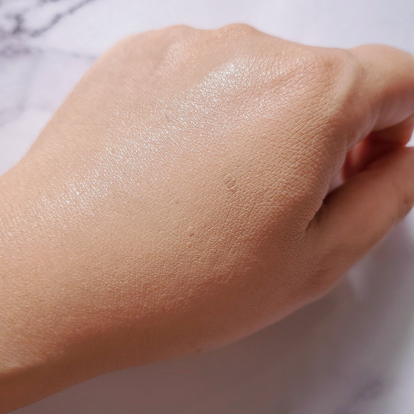 ディオールスキン フォーエヴァー フルイド グロウ/Dior/リキッドファンデーションを使ったクチコミ(7枚目)